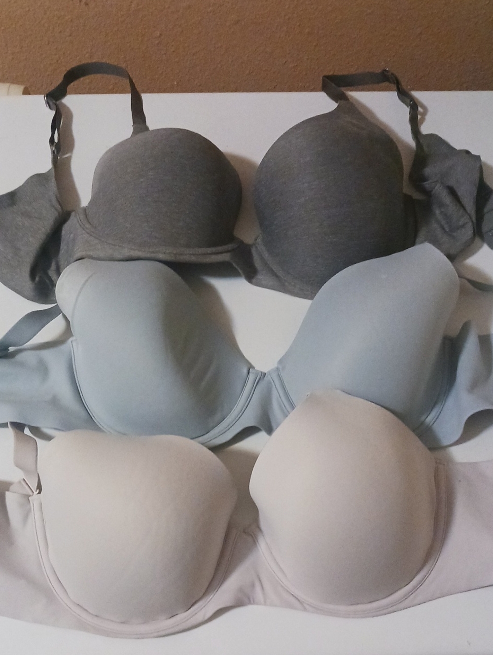 American Eagle Arie Women’s 3 Seamless T-Shirt Bra - Gray, Light Blue, Cream